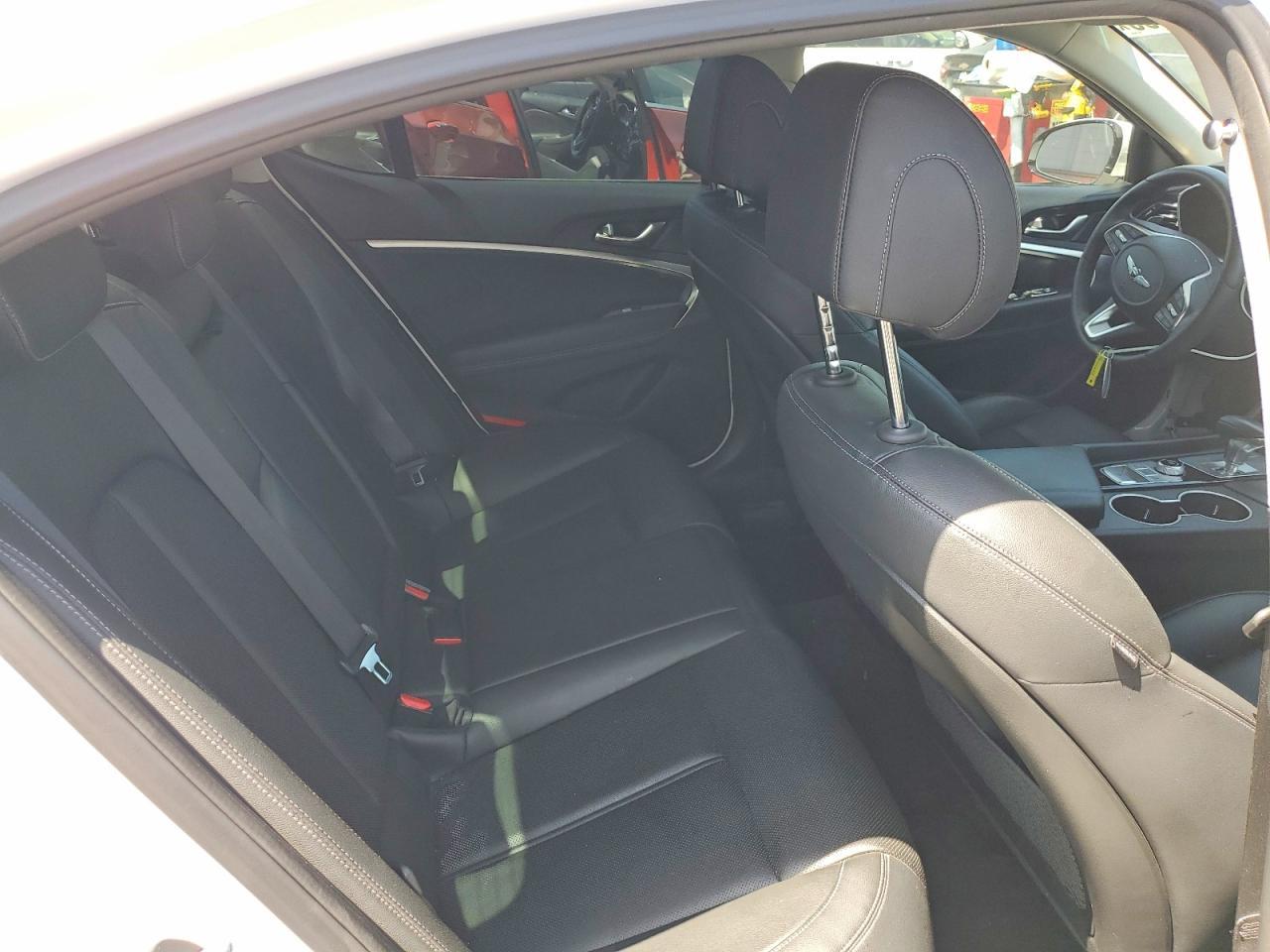 2020 Genesis G70 2.0T - zdjęcie 10