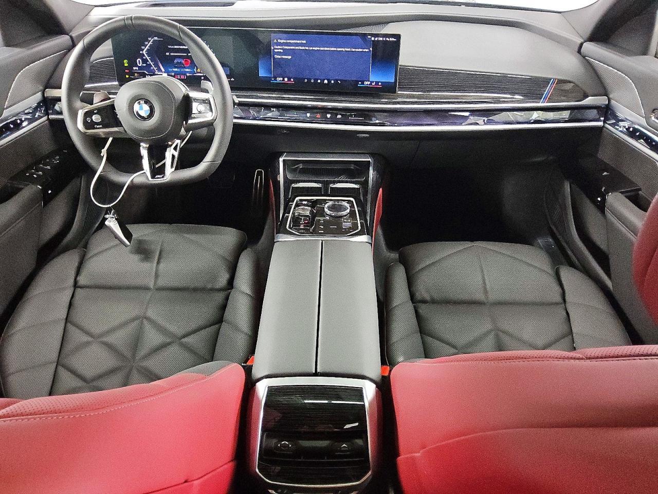 2026 BMW Seria 7 740i - zdjęcie 8