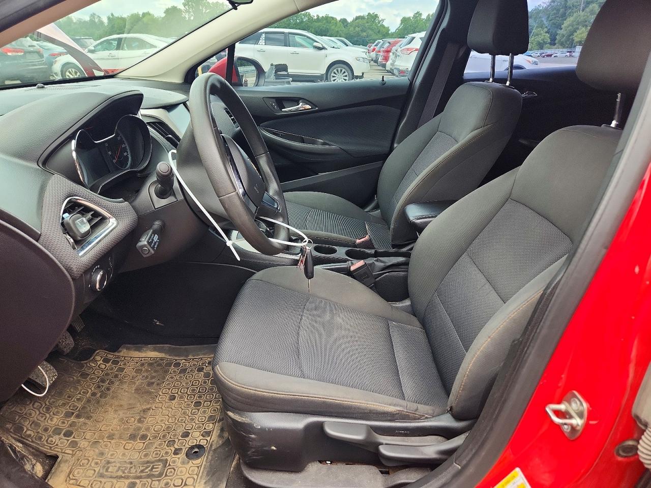 2017 Chevrolet Cruze Ls - zdjęcie 7
