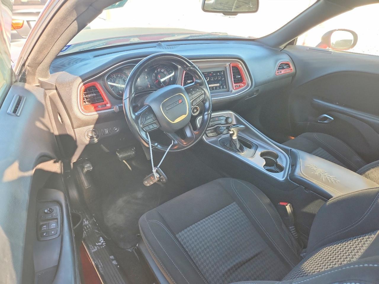 2020 Dodge Challenger Sxt - zdjęcie 8