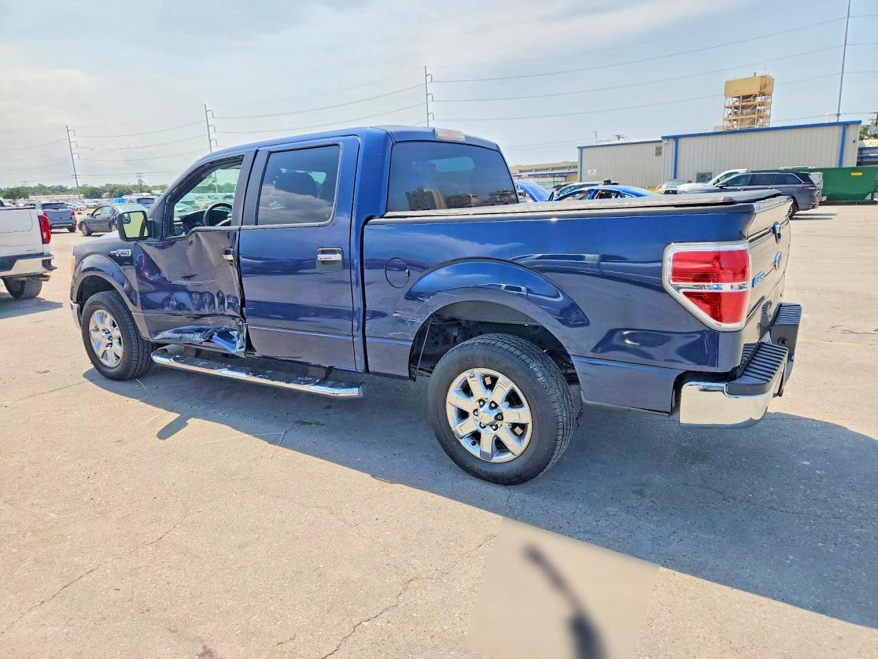 2013 Ford F150 Supercrew - zdjęcie 2