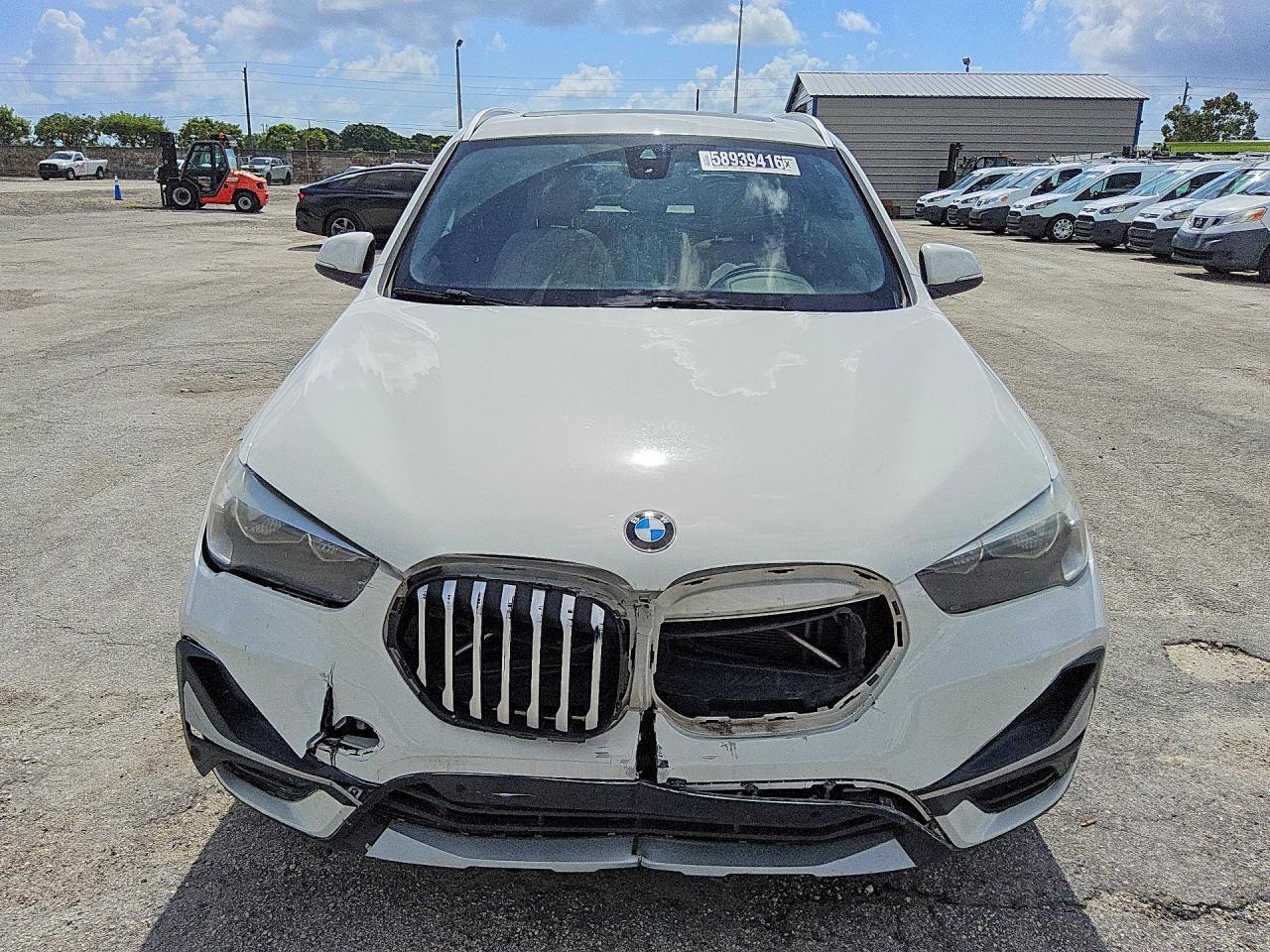 2020 BMW X1 Sdrive28I - zdjęcie 5