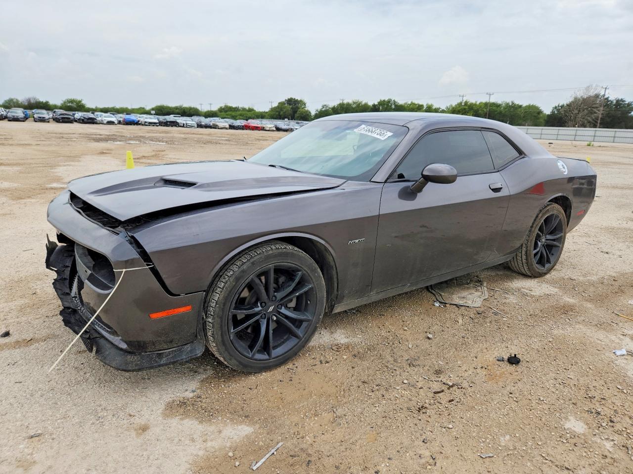 2016 Dodge Challenger R/T - zdjęcie główne