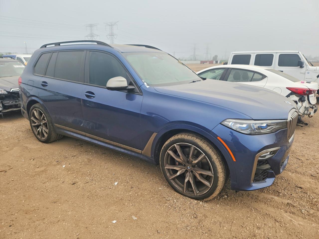 2021 BMW X7 M50I - zdjęcie 4