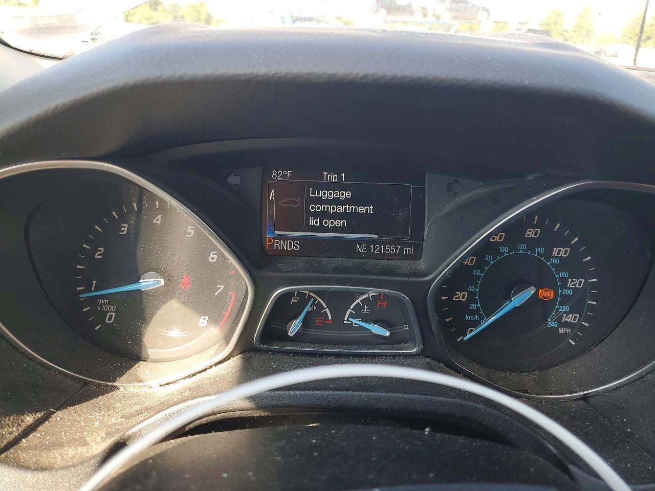 2014 Ford Focus Titanium - zdjęcie 9