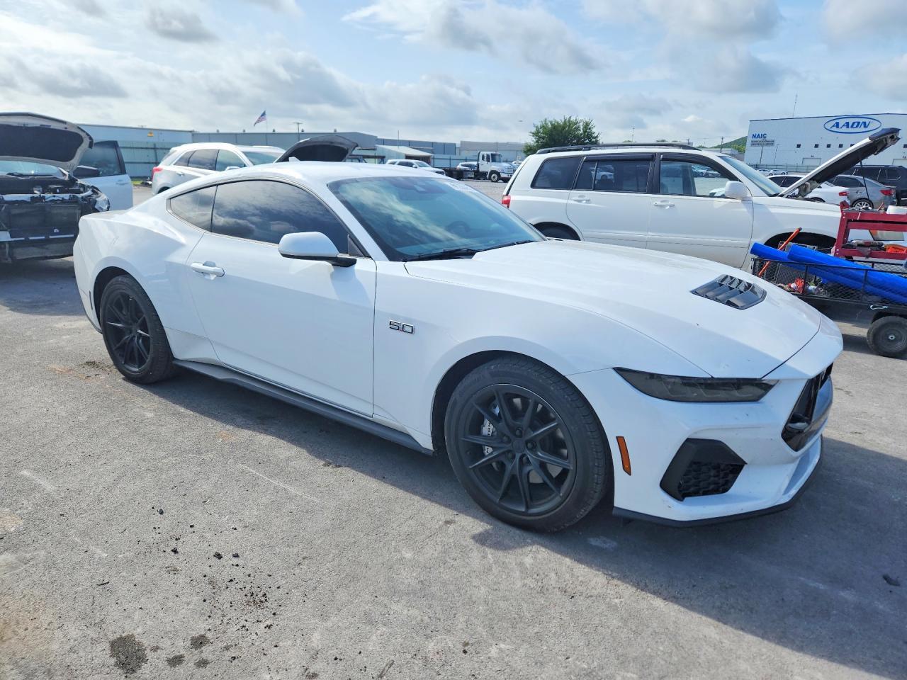 2025 Ford Mustang Gt - zdjęcie 4