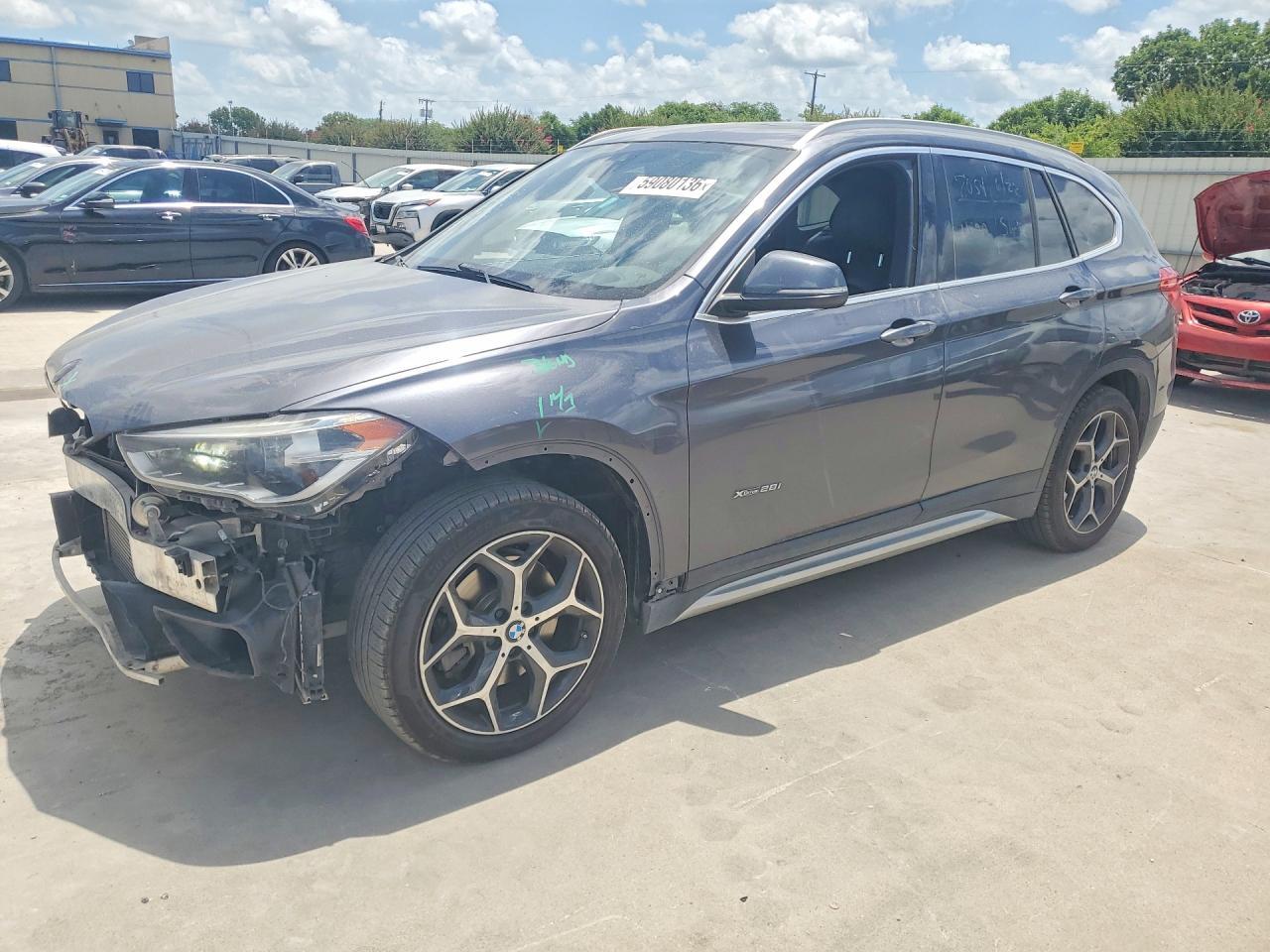 2016 BMW X1 xDrive28I - zdjęcie główne