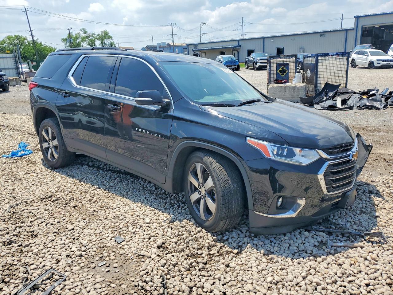 2021 Chevrolet Traverse Lt - zdjęcie 4