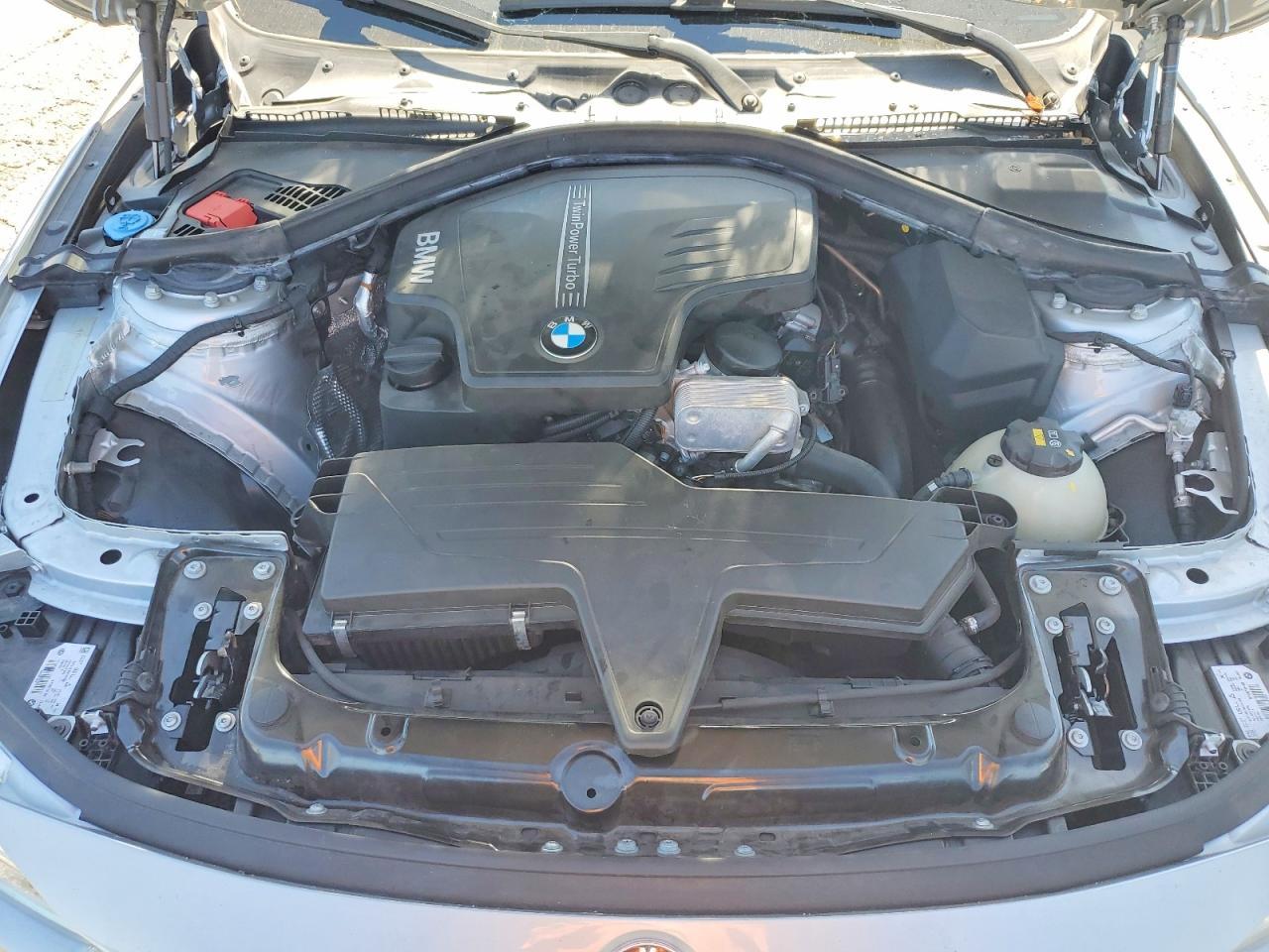 2018 BMW 320 I - zdjęcie 11
