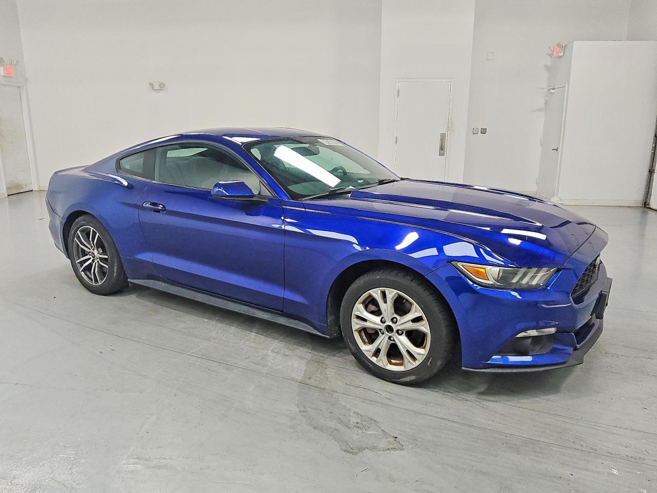 2016 Ford Mustang - zdjęcie 4