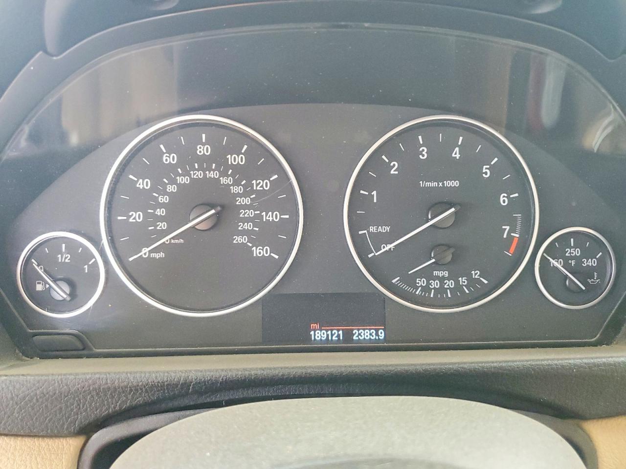 2014 BMW 320 I - zdjęcie 9