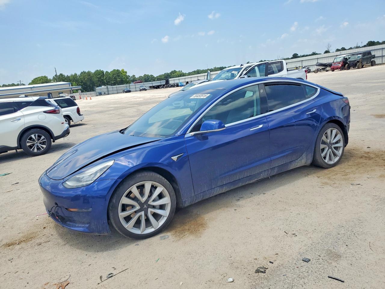 2020 Tesla Model 3 - zdjęcie główne