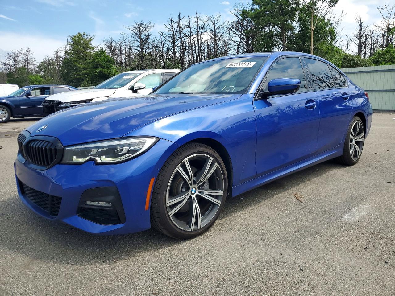 2020 BMW Seria 3 330i - zdjęcie główne