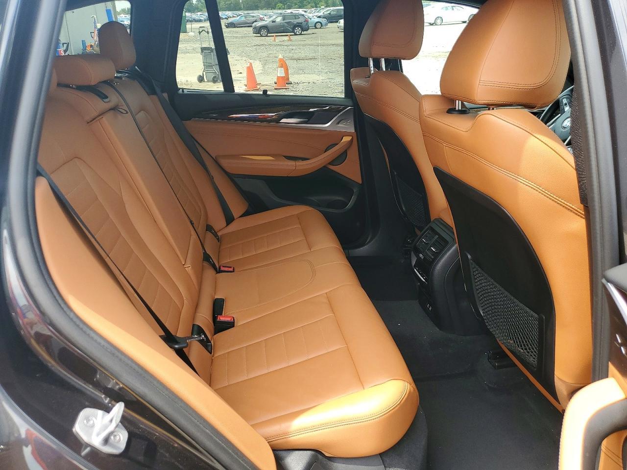 2021 BMW X3 xDrive30I - zdjęcie 11