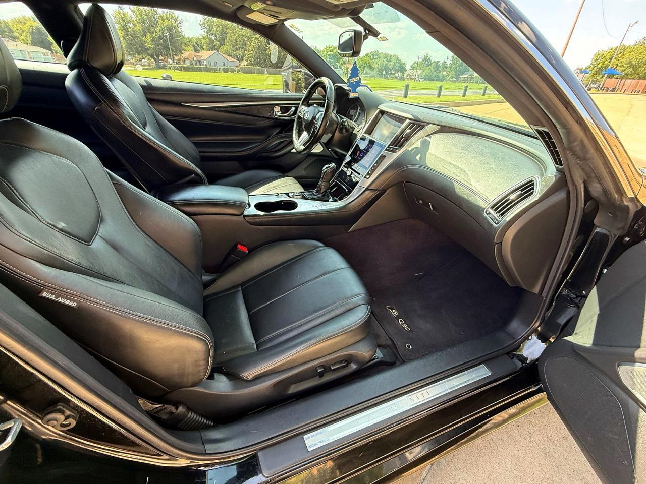 2018 Infiniti Q60 3.0T Luxe - zdjęcie 5