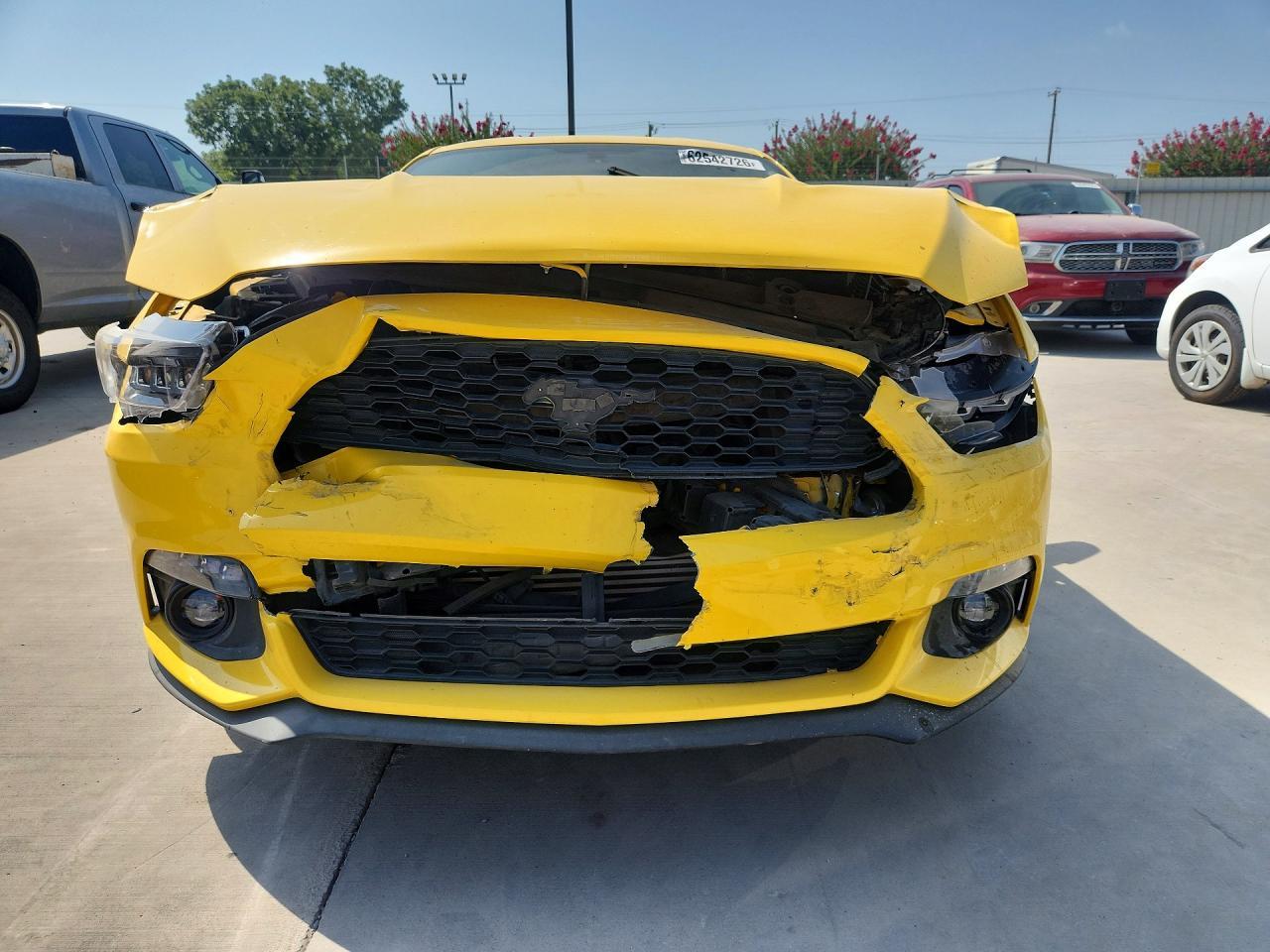 2015 Ford Mustang - zdjęcie 5
