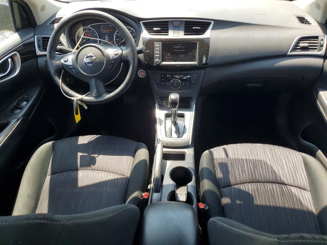 2019 Nissan Sentra Sv - zdjęcie 8