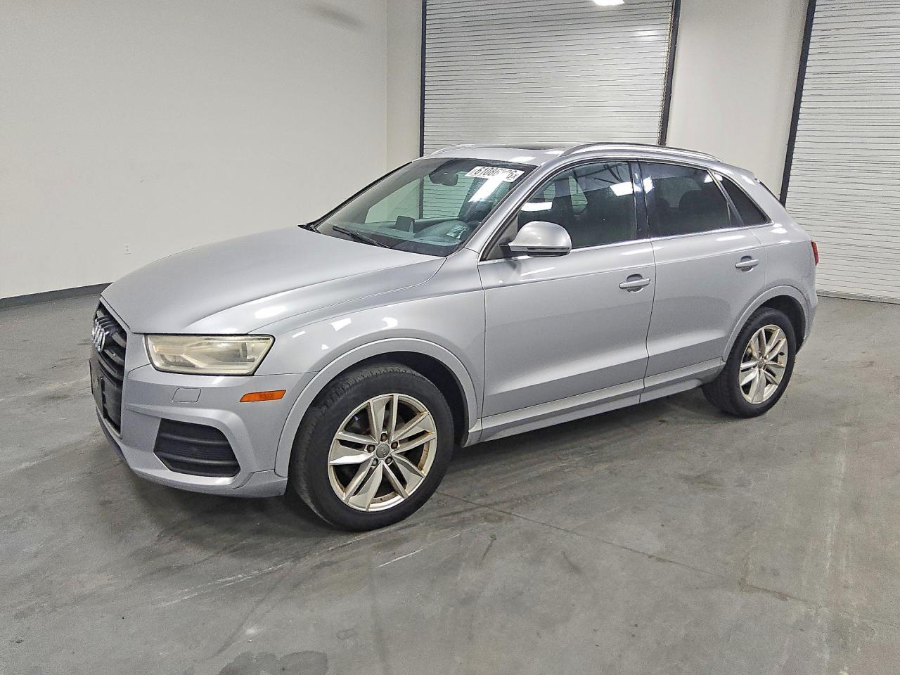 2016 Audi Q3 Premium Plus - zdjęcie główne