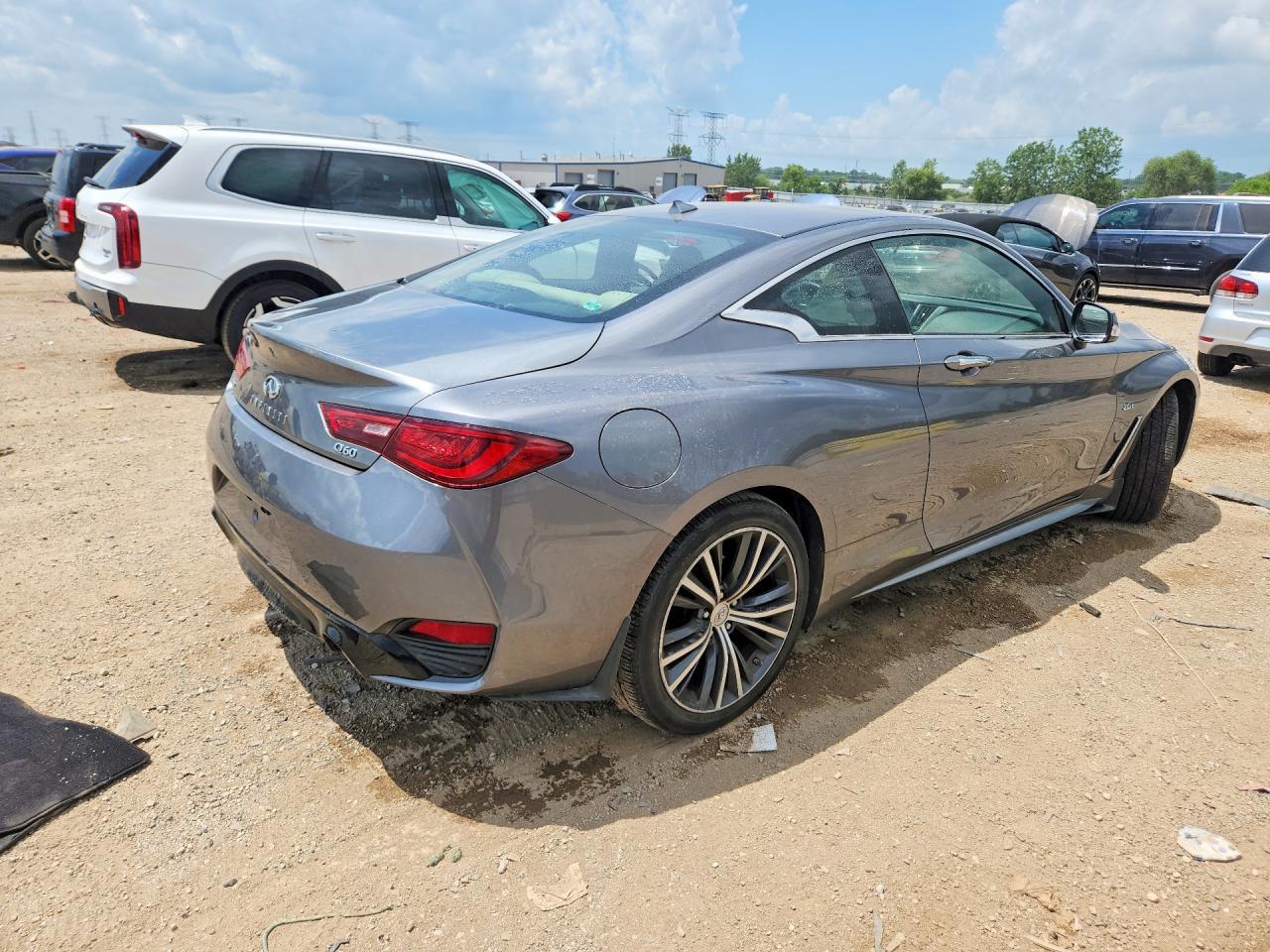2017 Infiniti Q60 2.0T Premium - zdjęcie 3