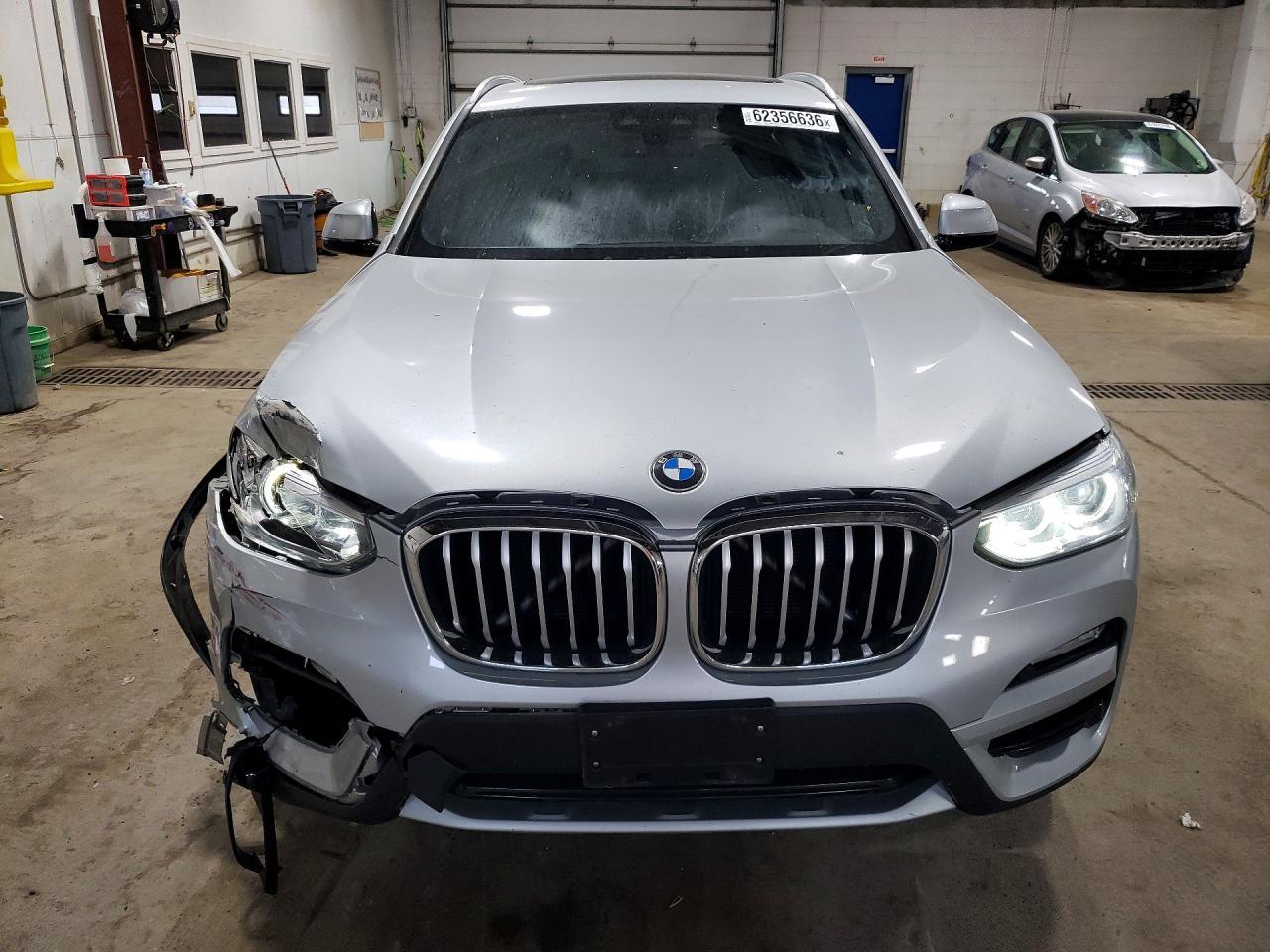 2019 BMW X3 xDrive30I - zdjęcie 5