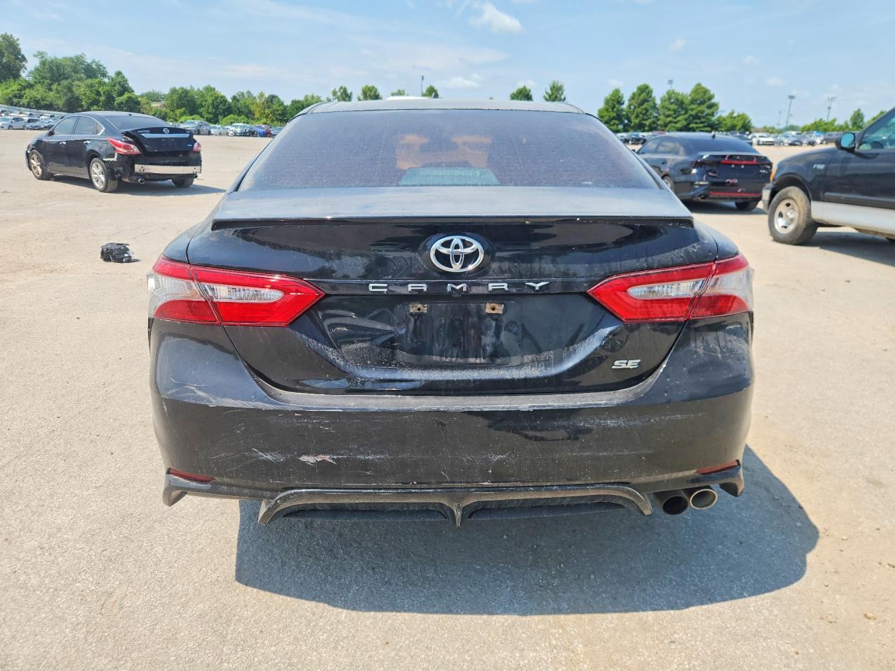 2018 Toyota Camry Se - zdjęcie 6