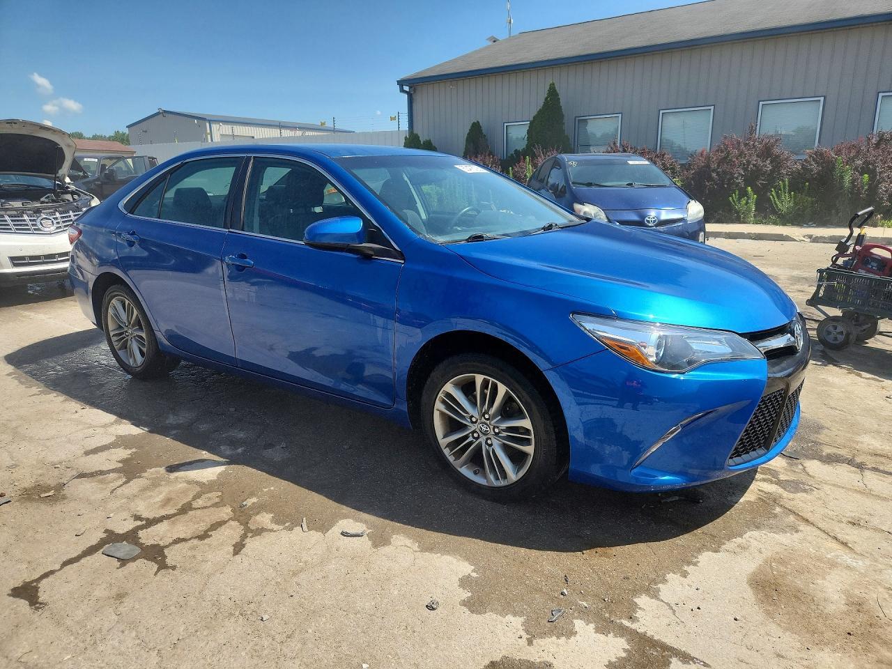 2017 Toyota Camry Se - zdjęcie 4