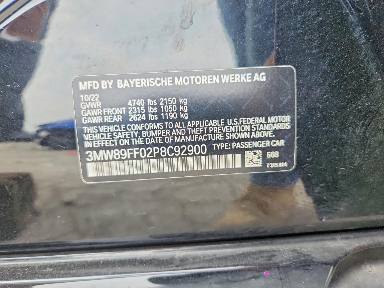 2023 BMW Seria 3 330i - zdjęcie 12