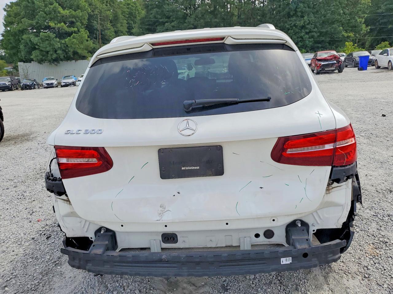 2017 Mercedes-Benz Glc 300 - zdjęcie 6