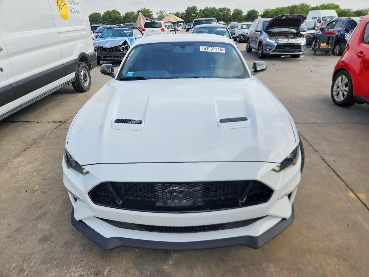 2019 Ford Mustang Gt - zdjęcie 5