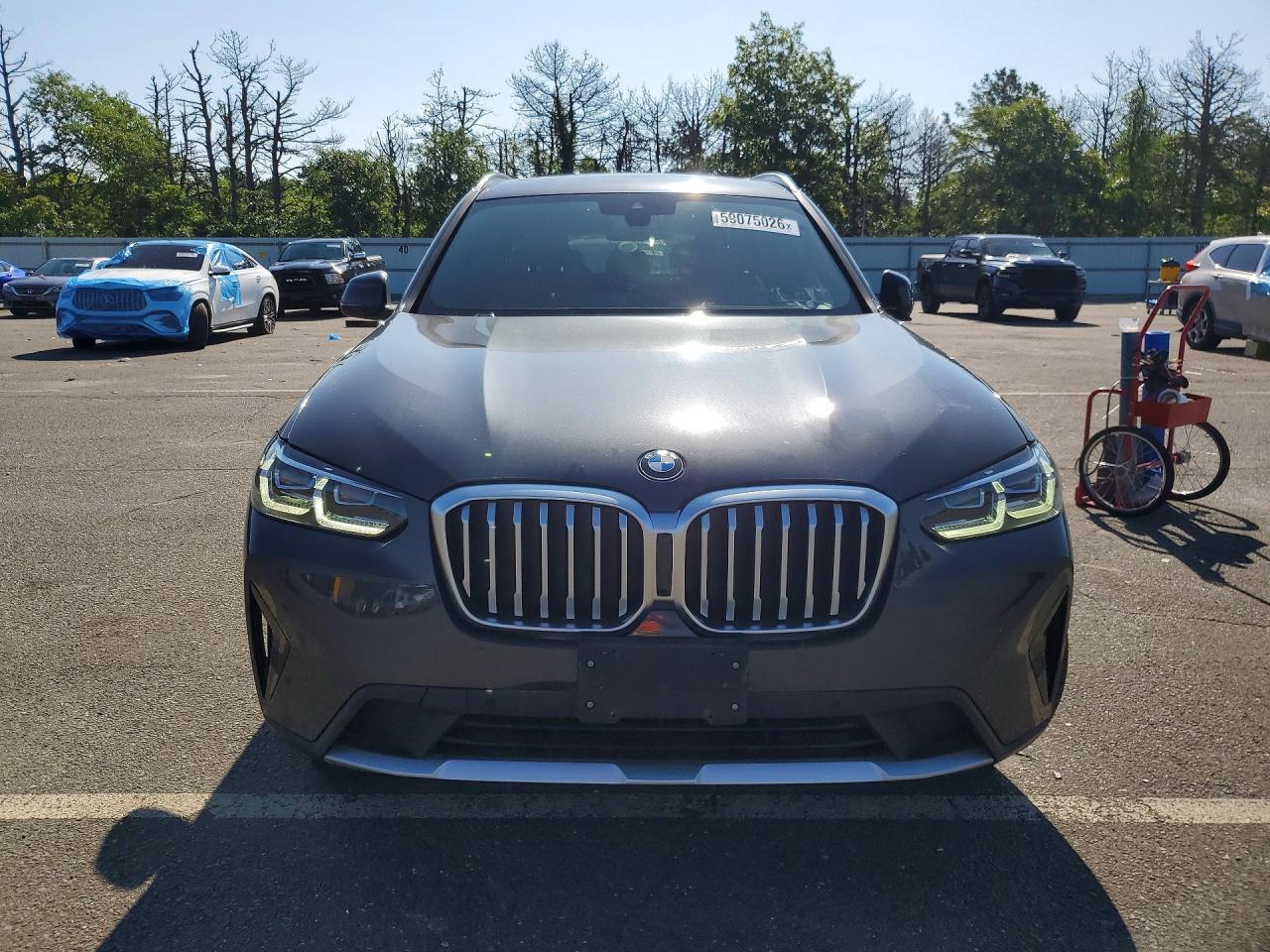 2024 BMW X3 xDrive30I - zdjęcie 5