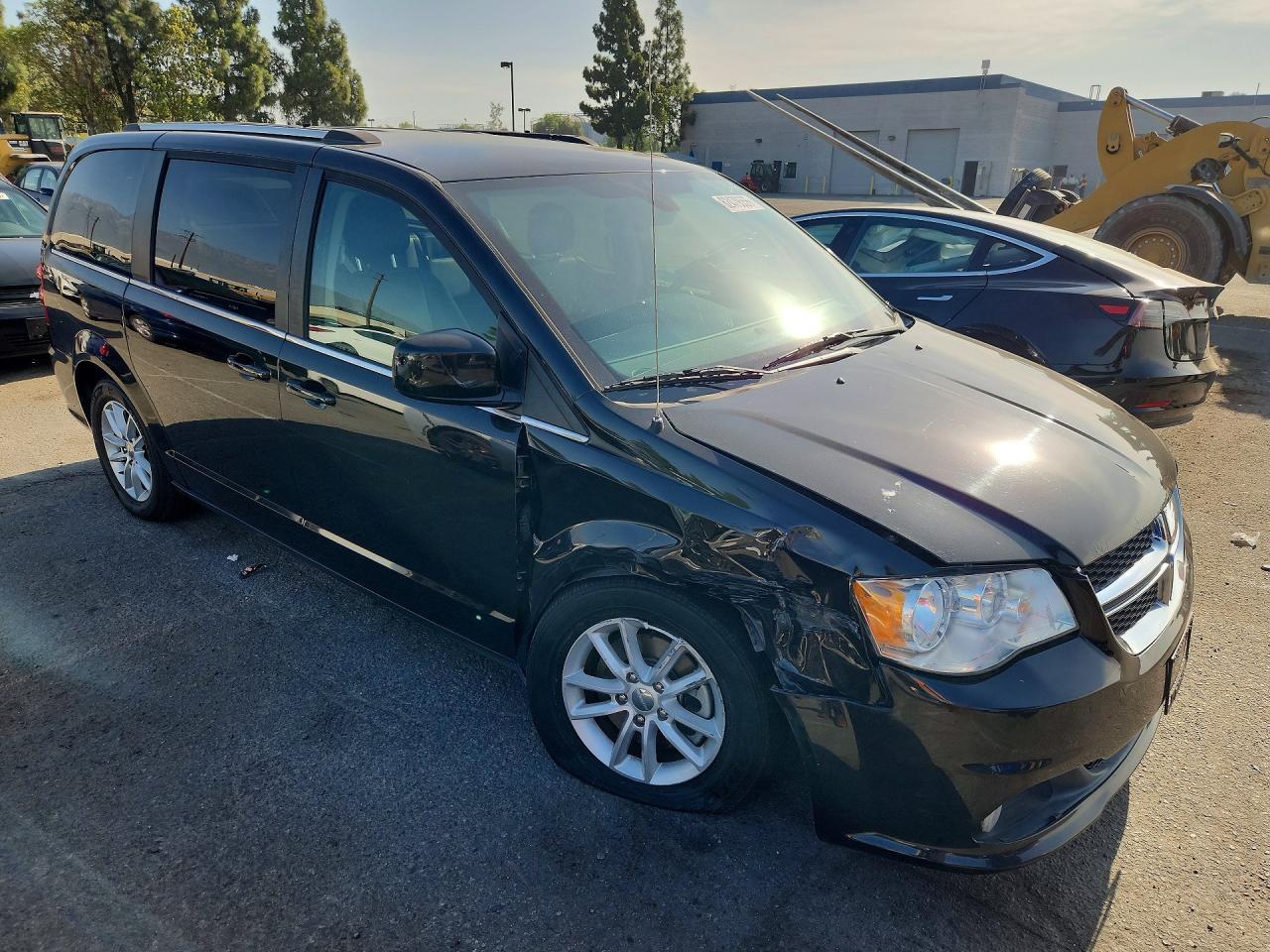 Dodge Grand Caravan - zdjęcie 4