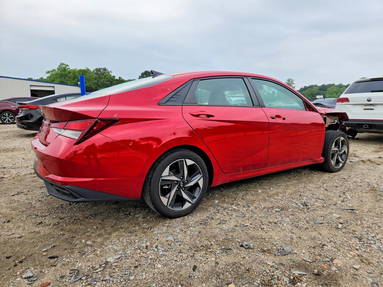 2023 Hyundai Elantra Sel - zdjęcie 3