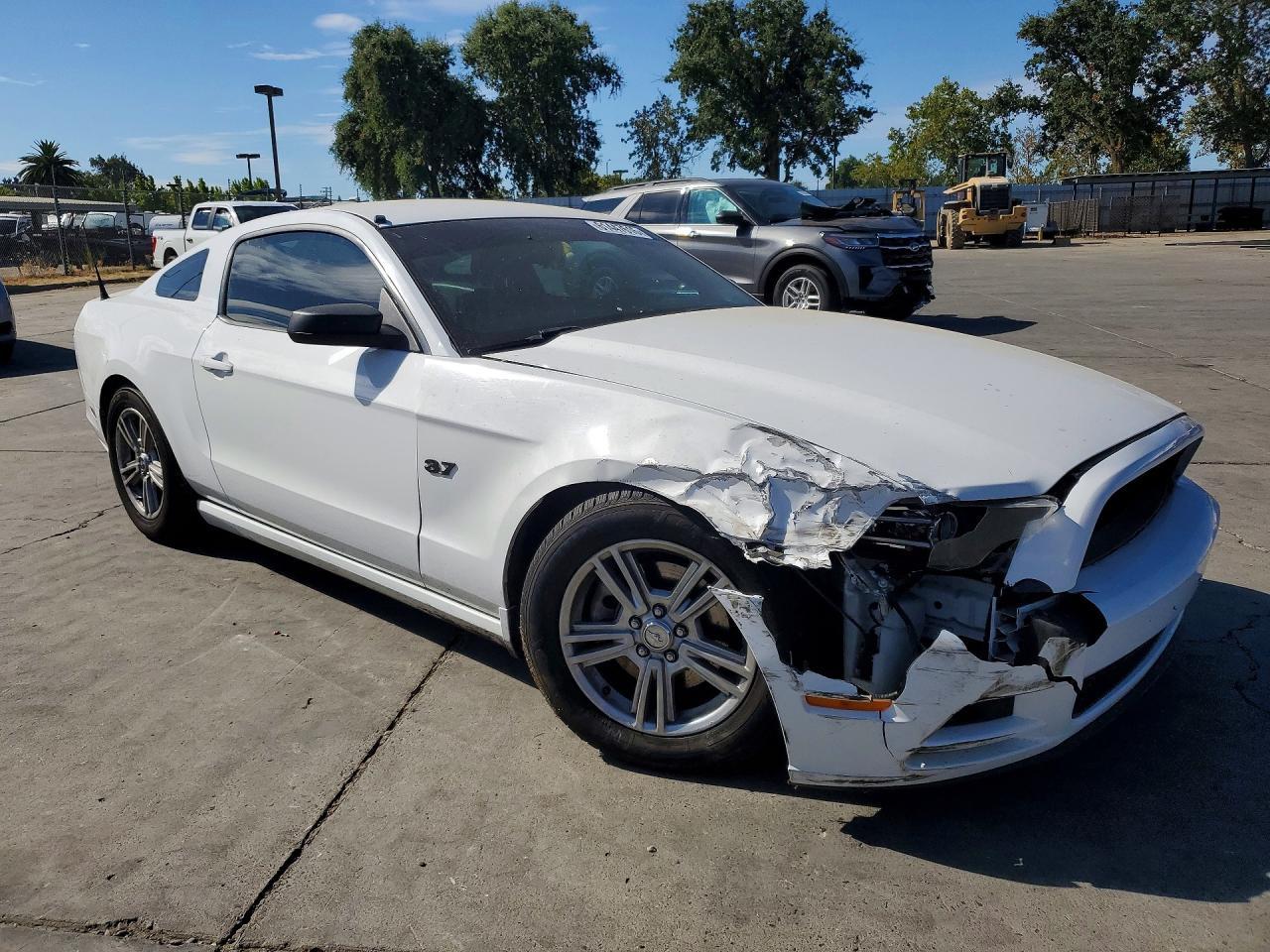 2014 Ford Mustang - zdjęcie 4