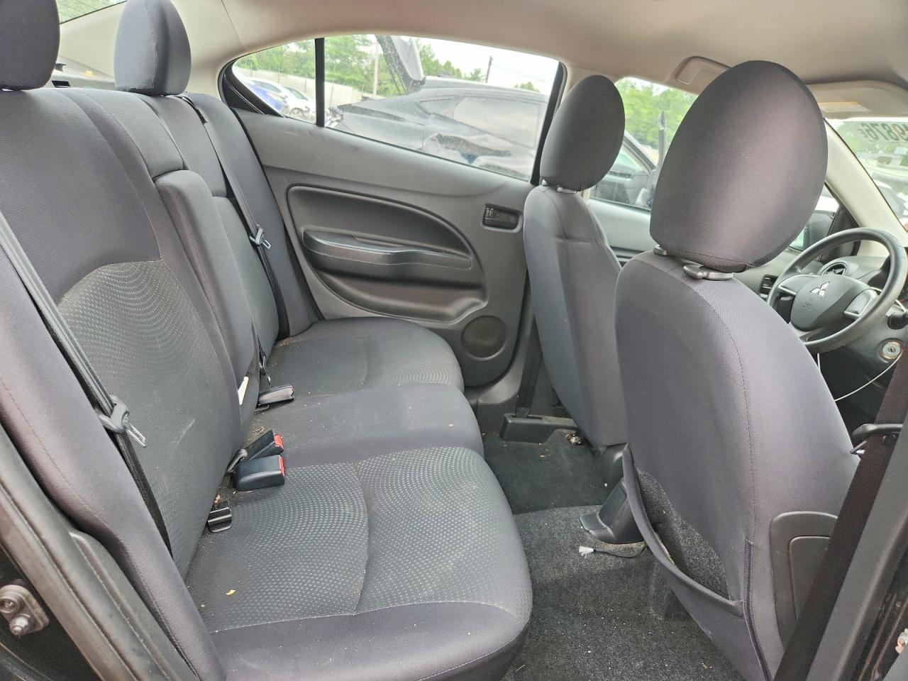 2017 Mitsubishi Mirage G4 Es - zdjęcie 10