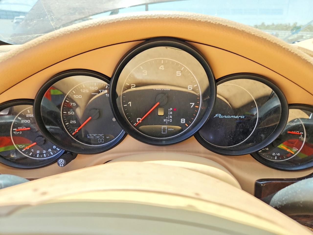 2014 Porsche Panamera 2 - zdjęcie 9