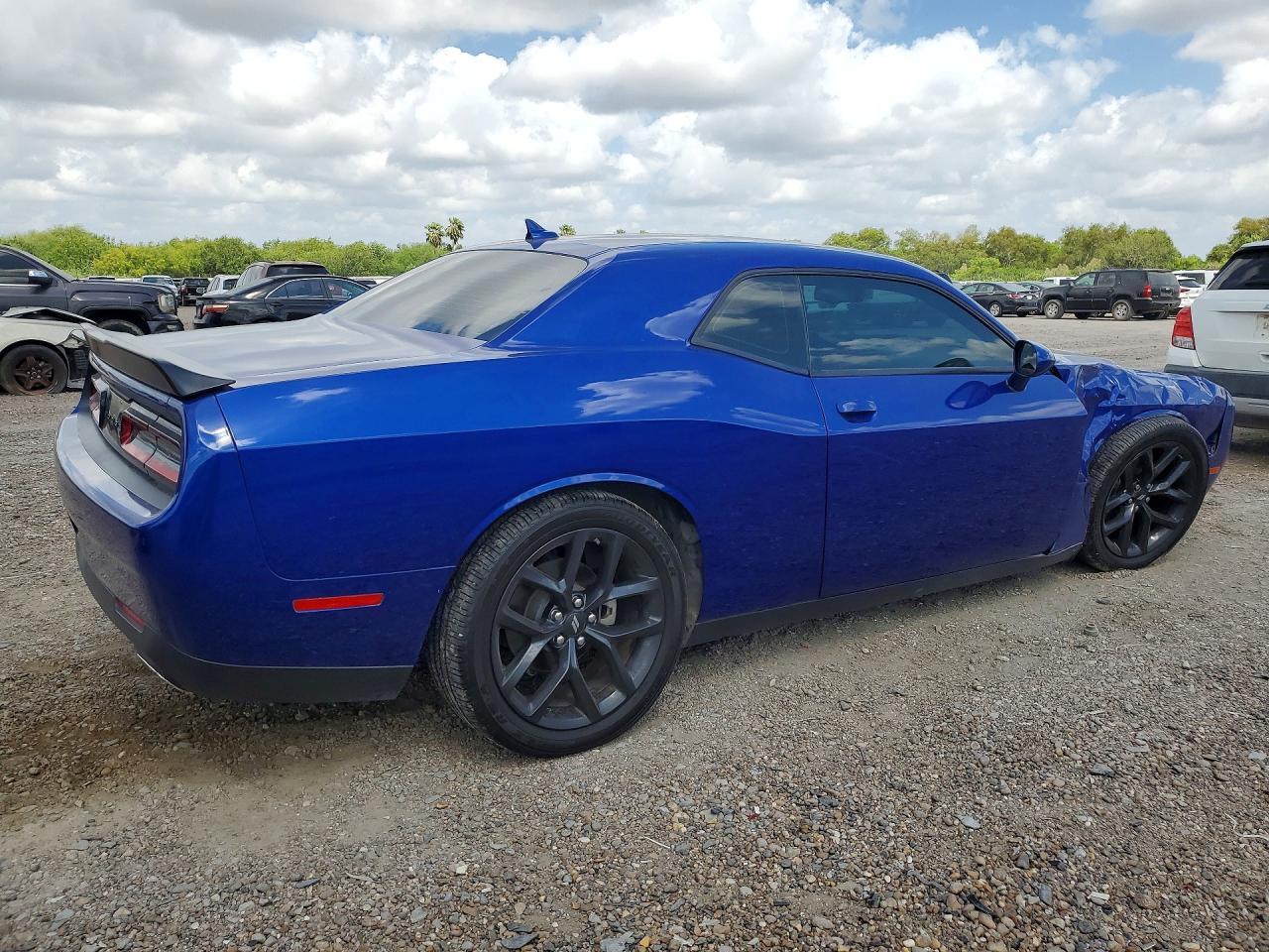 2022 Dodge Challenger Sxt - zdjęcie 3