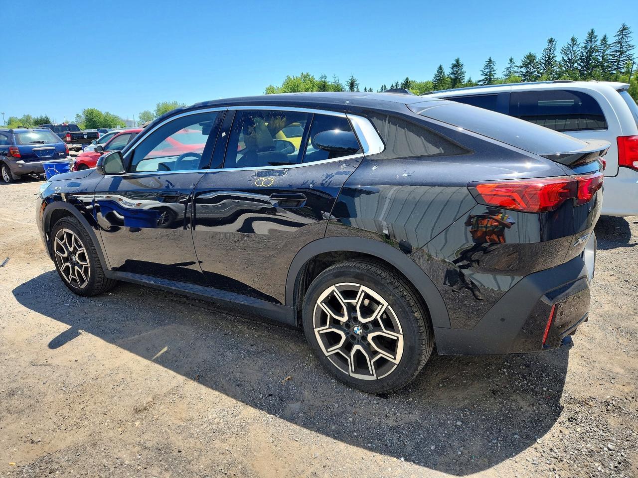 2024 BMW X2 xDrive28I - zdjęcie 2