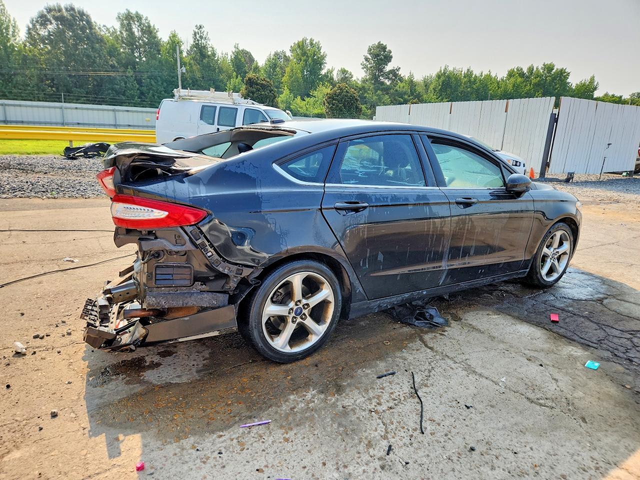 2014 Ford Fusion Se - zdjęcie 3