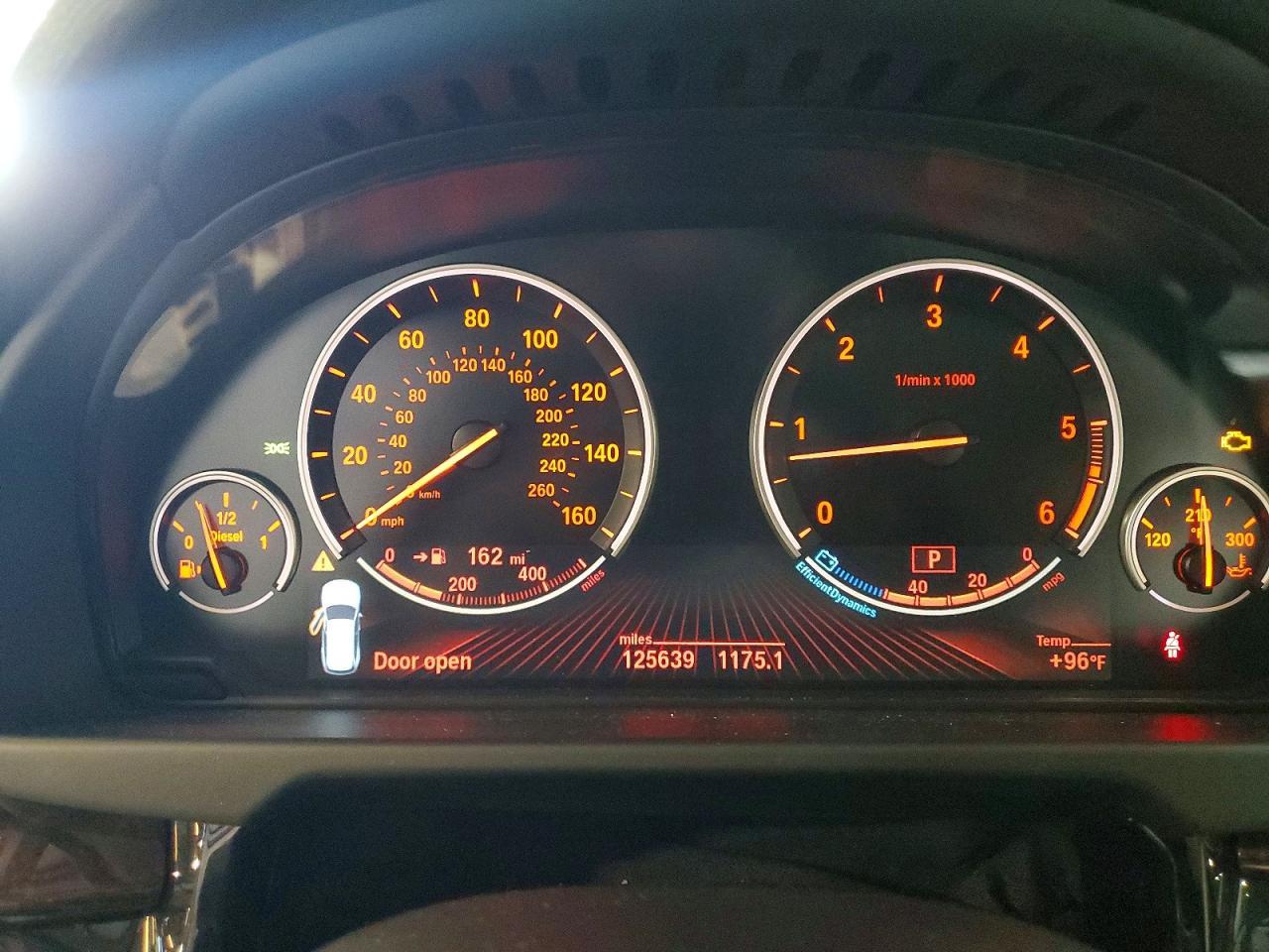 2015 BMW X5 xDrive35D - zdjęcie 9