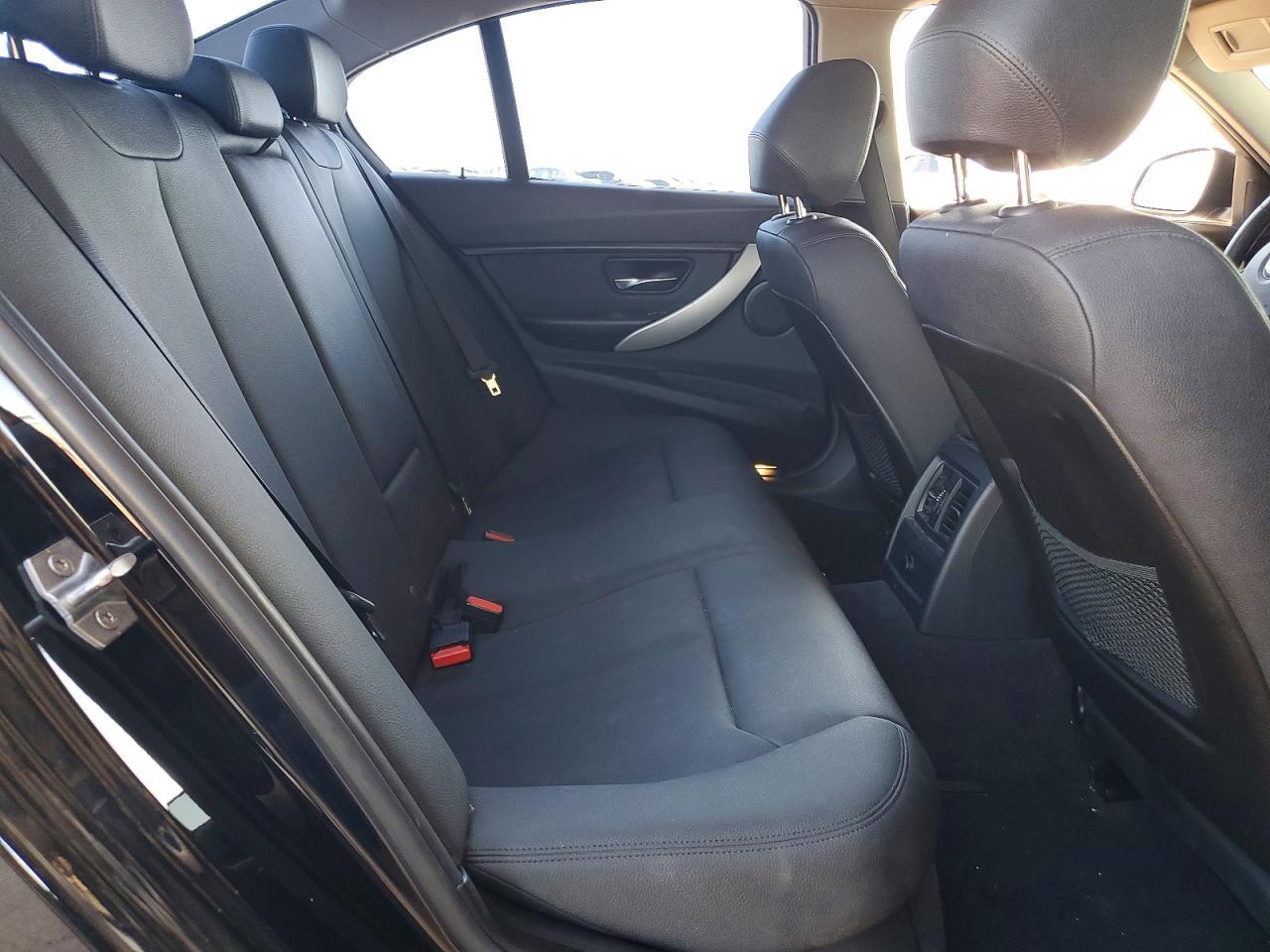 2018 BMW 320 I - zdjęcie 10