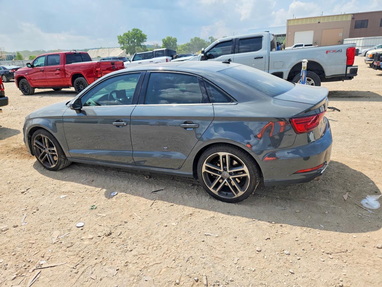 2019 Audi A3 Premium - zdjęcie 2