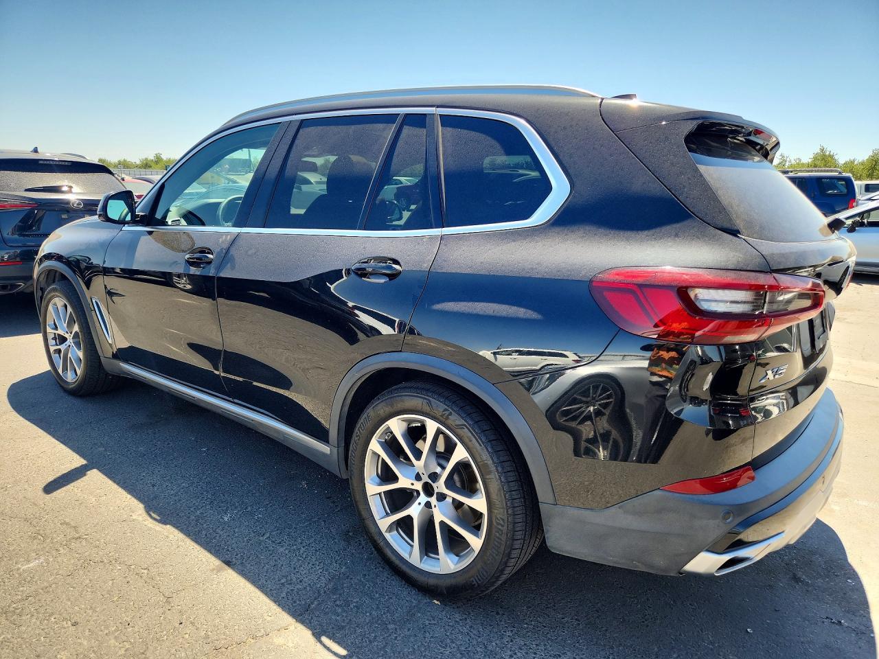 2019 BMW X5 xDrive40I - zdjęcie 2