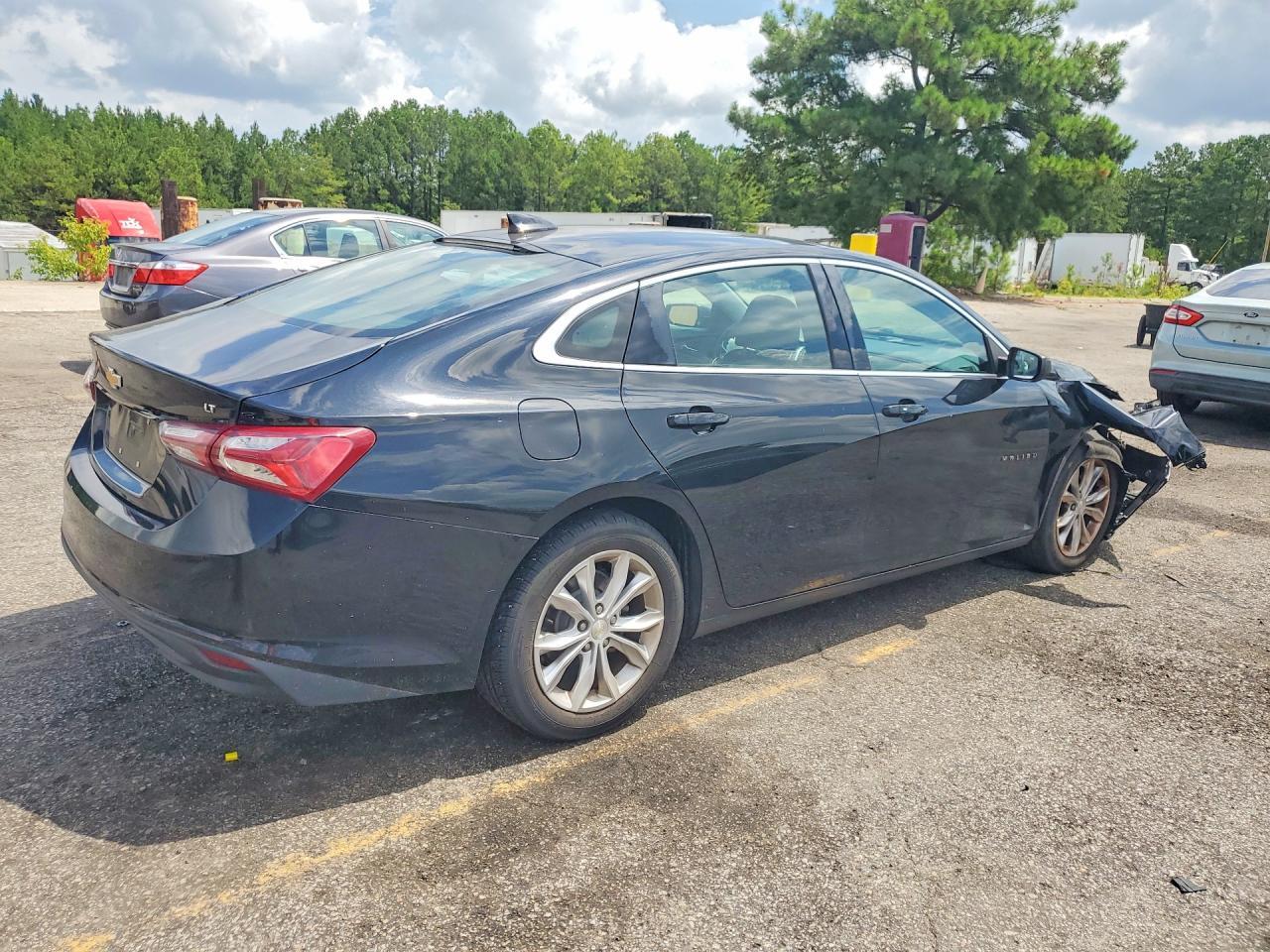 2020 Chevrolet Malibu Lt - zdjęcie 3