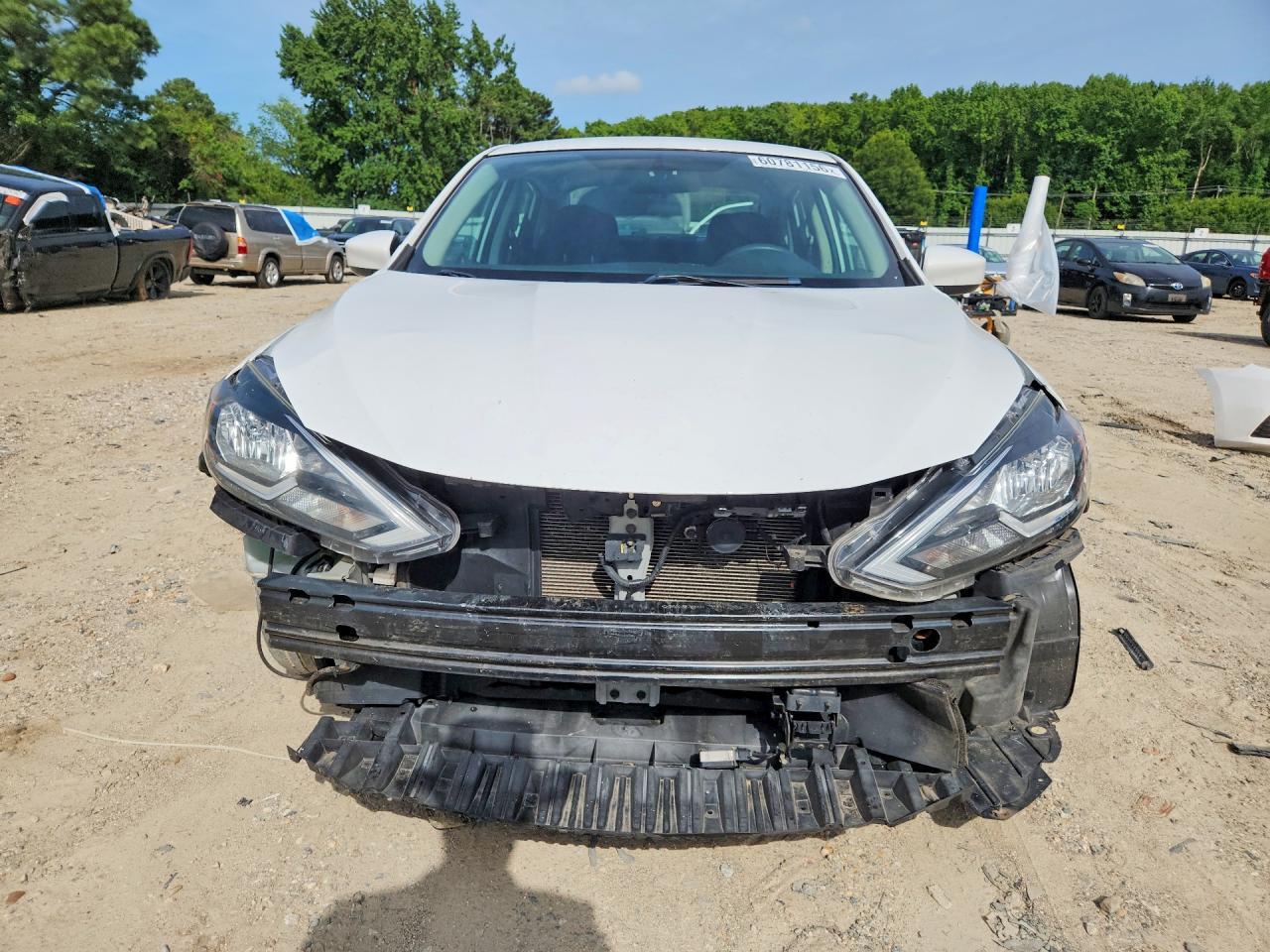 2019 Nissan Sentra S - zdjęcie 5