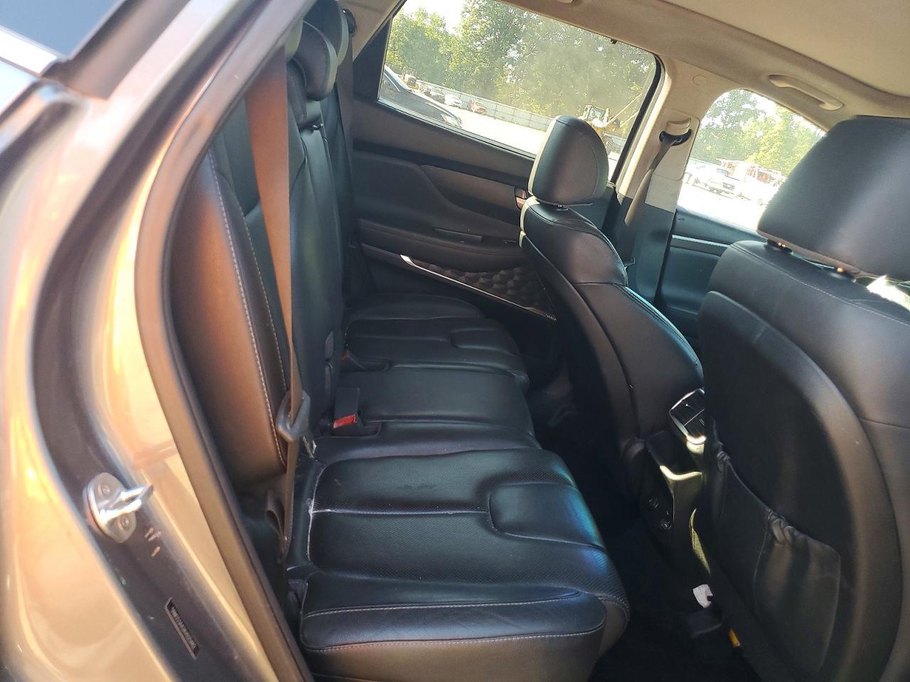 2019 Hyundai Santa Fe Limited 2.0T - zdjęcie 11