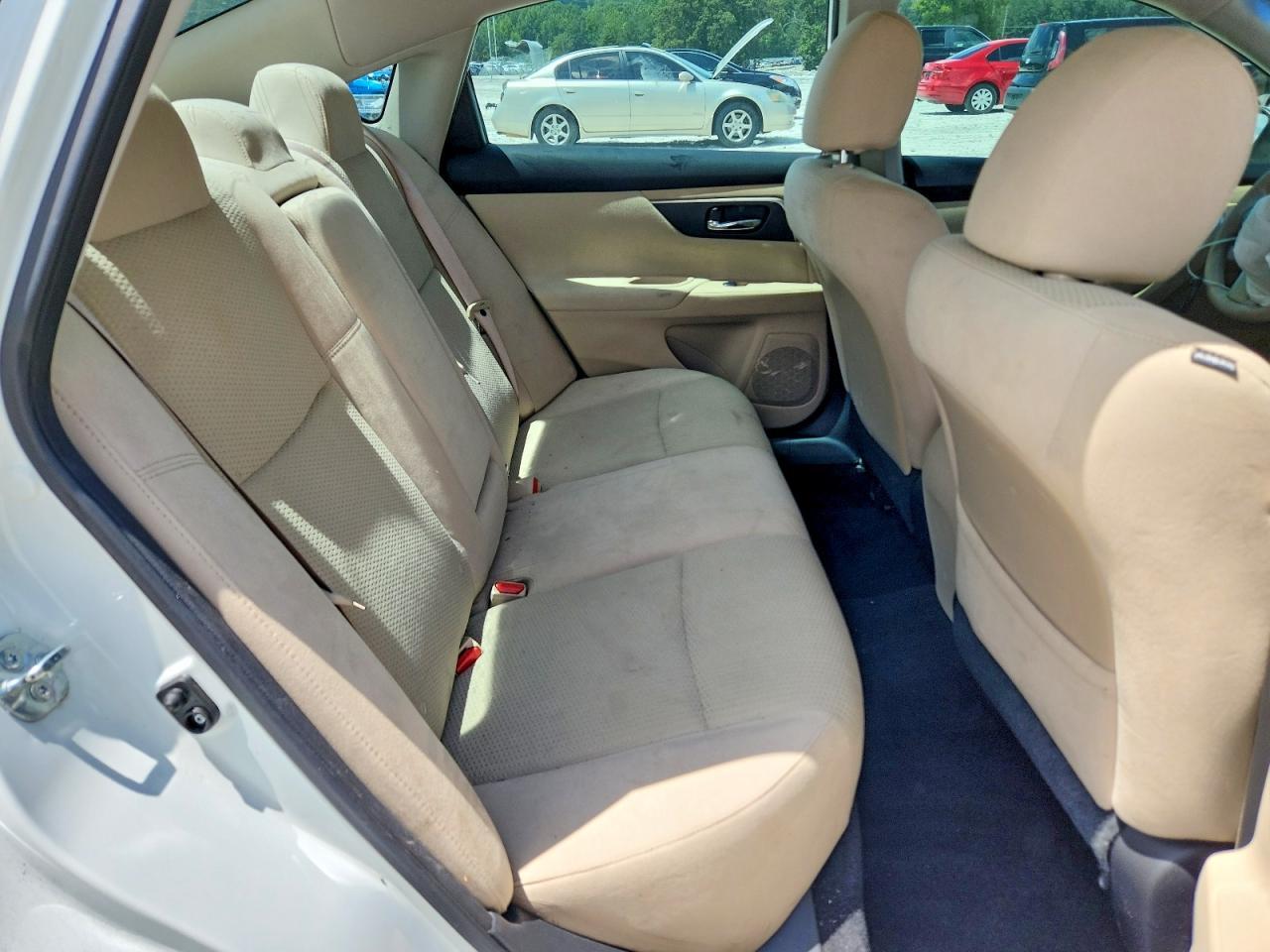2015 Nissan Altima 2.5 S - zdjęcie 10