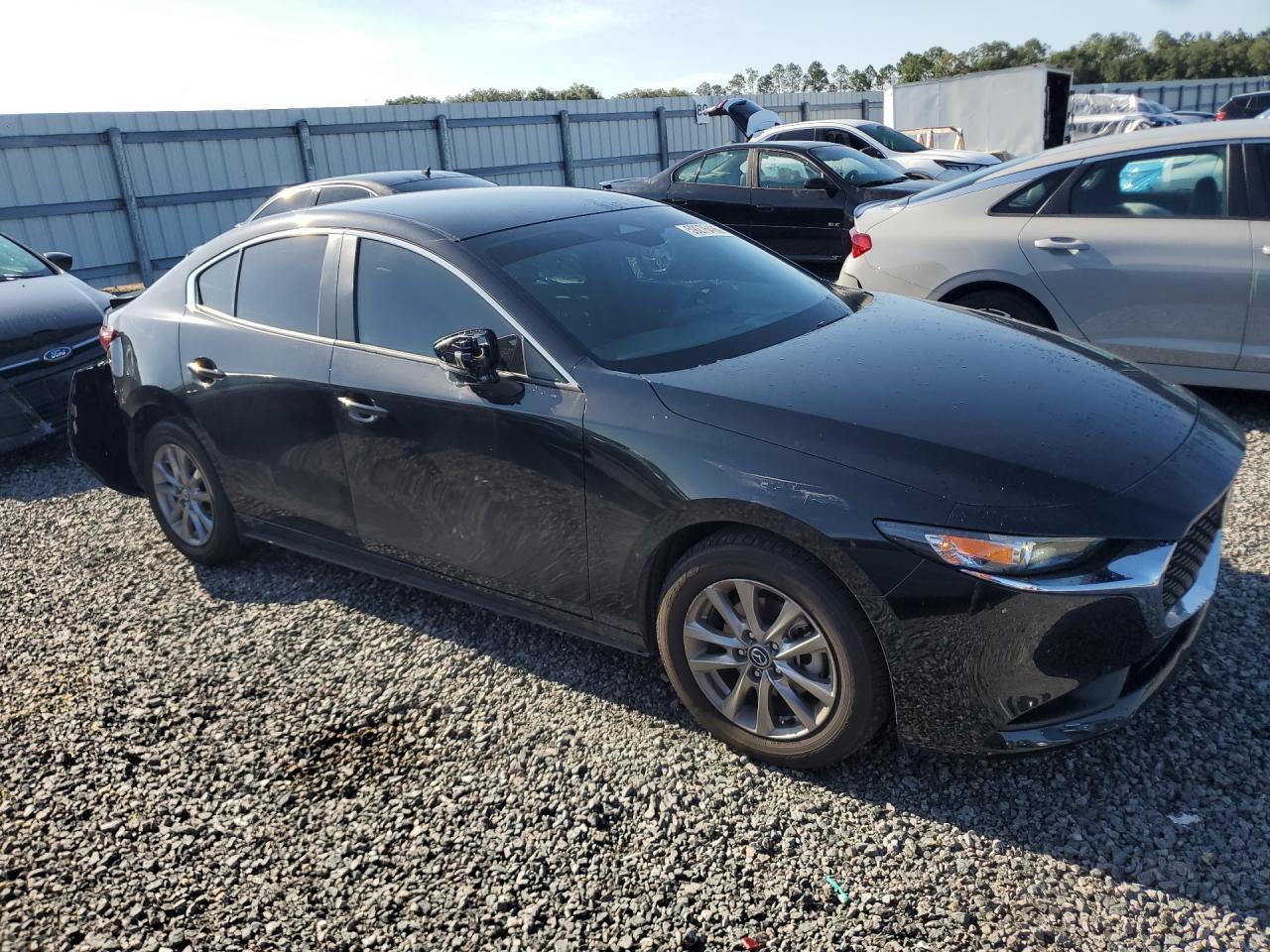 2025 Mazda 3 - zdjęcie 4