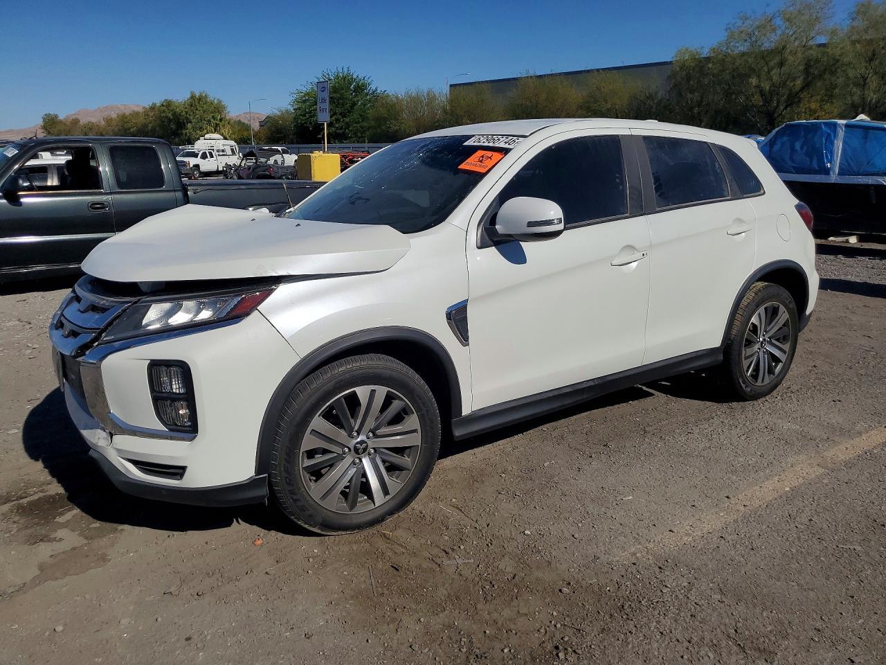 2021 Mitsubishi Outlander Sport Es - zdjęcie główne