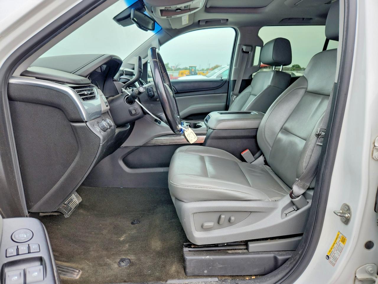 2015 Chevrolet Suburban K1500 Lt - zdjęcie 7