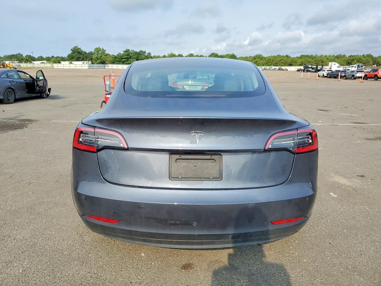 2021 Tesla Model 3 - zdjęcie 6